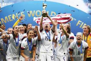 football-fans-around-the-world-celebrated-the-recognition-of-women-in-sports_kuwait