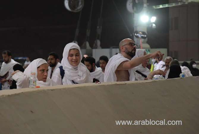 stoning-at-jamarat-al-aqaba-marks-first-day-of-eid_kuwait