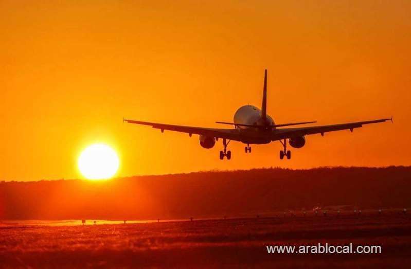 plane-diverted-because-of-a-drunk-passenger-who-tried-to-eat-his-mobile_kuwait