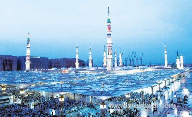 worshippers-performed-the-second-friday-prayer-at-the-prophet’s-mosque-saudi