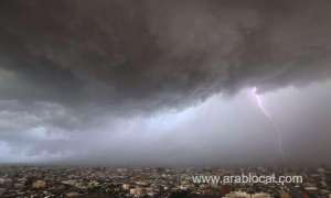 saudi-arabias-civil-defense-issued-weather-warnings-for-several-regions_UAE