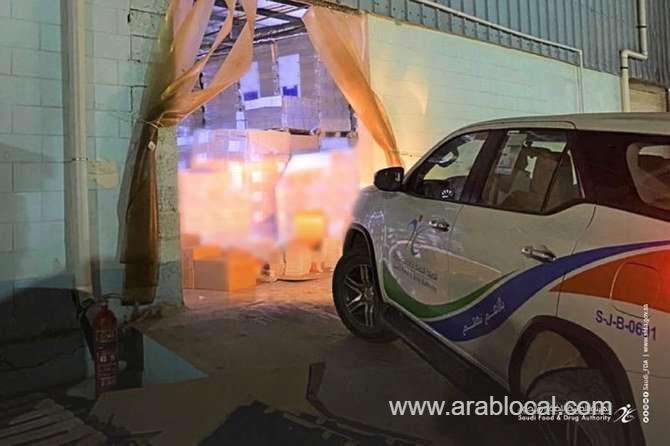 sfda-seizes-412-tons-of-shrimp-fake-food-labels-in-jazan-saudi