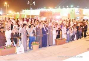 indian-pavilion-in-janadriya-is-attracting-a-large-number-of-people_saudi