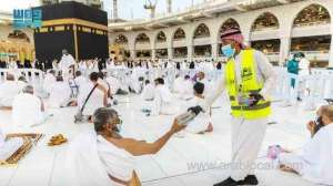 the-ministry-of-hajj-and-umrah-says-the-holder-of-a-visit-visa-can-perform-umrah-once-they-book-their-permit_UAE
