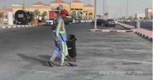 cleaning-workers-are-pushed-to-seek-work-in-saudi-arabia-since-riyadh-pays-the-lowest-salaries_UAE