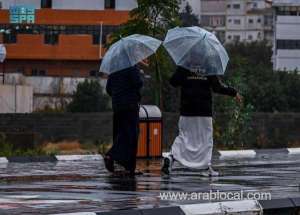 civil-defense-issues-warning-as-thunderstorms-persist-across-saudi-arabia_UAE