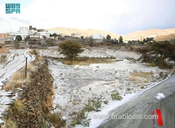 heavy-rain-and-hailstorms-strike-asir-region-updates-and-precautions-saudi