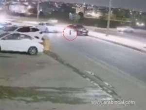 heartwarming-video-saudi-drivers-quick-action-saves-child-goes-viral_saudi