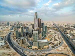 saudi-arabia-and-siemens-energy-ink-15-billion-deal-for-gaspowered-plants_UAE