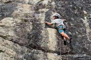 climbing-101-a-beginners-guide-to-the-essential-gear_UAE