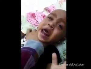 woman-strangles-little-girl-mercilessly_UAE