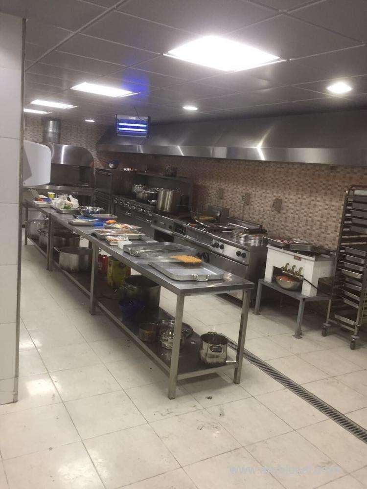 municipality-closed-down-a-villa-for-preparing-unhygienic-food-saudi