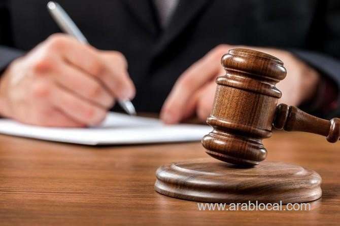 courts-order-divorced-fathers-to-pay-sr180m-to-children-saudi