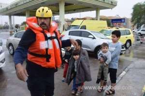 saudi-arabia’s-civil-defense-continues-rescue-efforts-as-more-heavy-rain-to-come_UAE