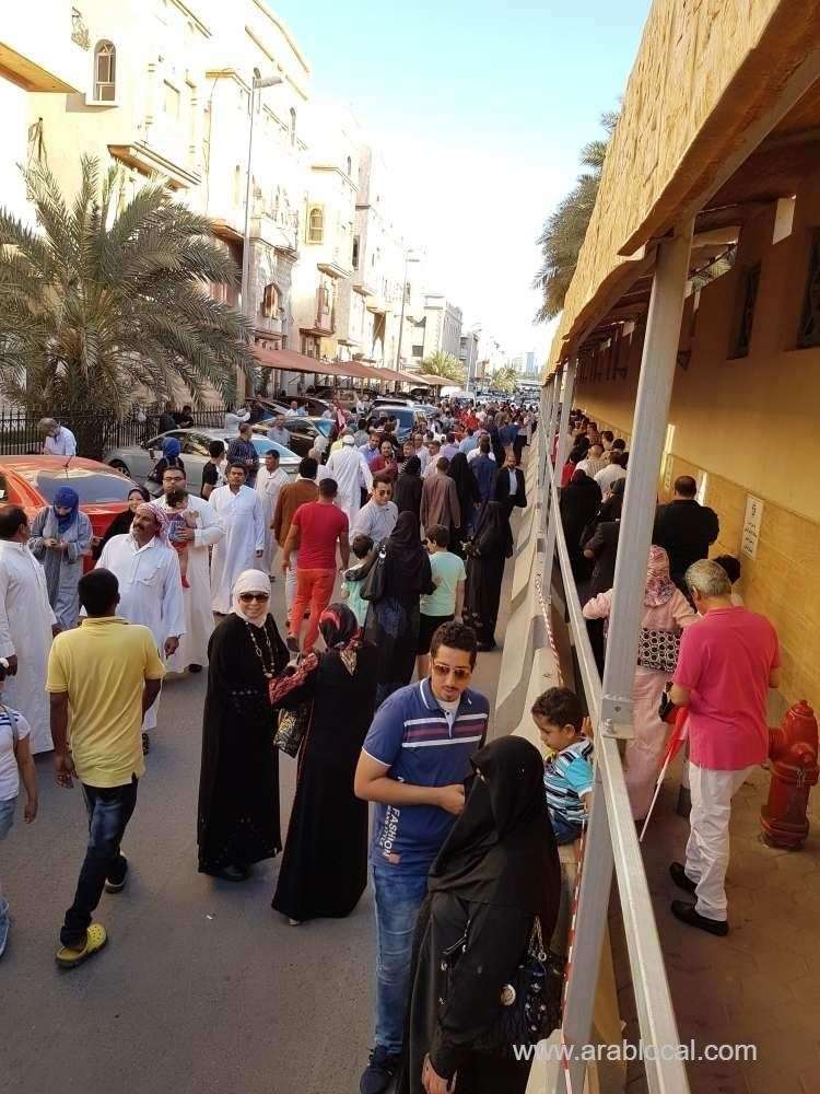 egyptian-expats-in-jeddah-turned-out-in-hundreds-to-vote-in-presidential-election-saudi