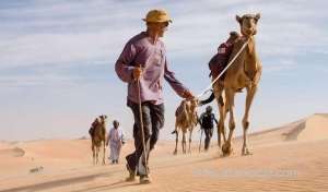 explorer-mark-evans-recounts-his-journey-across-the-empty-quarter_UAE
