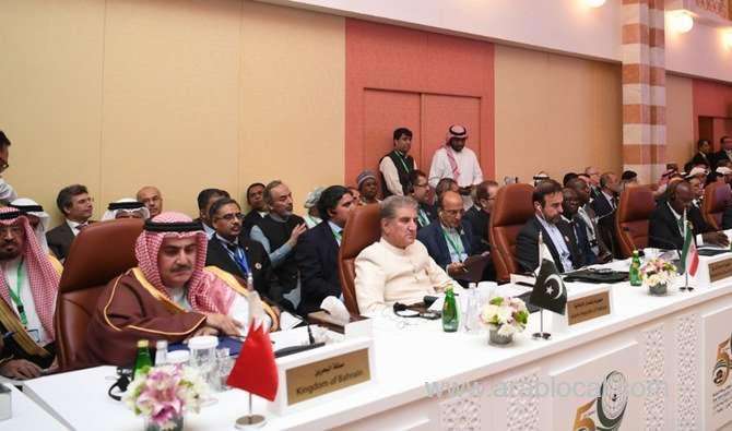 pakistani-fm-urges-unity-to-resolve-regional-issues-saudi