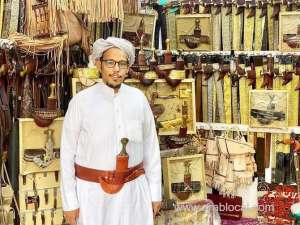 in-saudi-arabia’s-najran,-eid-raises-footfall-at-market-for-ornate,-traditional-daggers_UAE