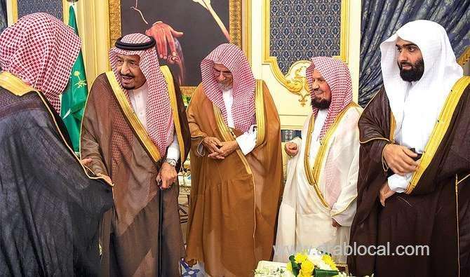 king-salman-receives-dignitaries-in-jeddah-saudi