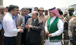 saudi-arabia-delivers-40-water-tankers-to-yemen_UAE