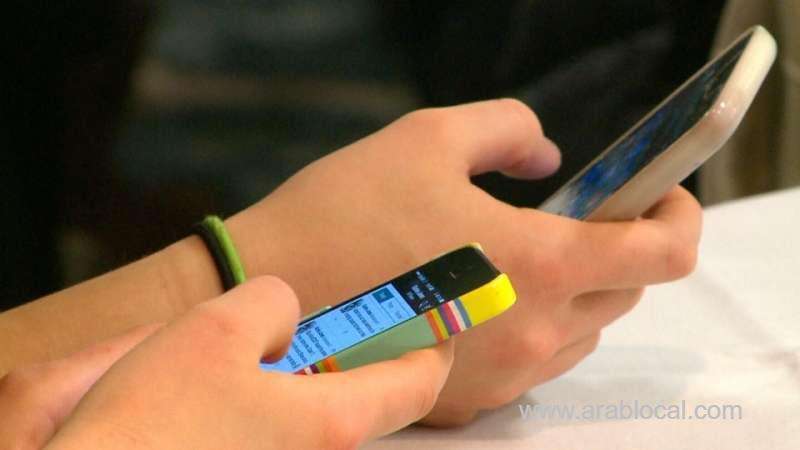 moe-denies-letting-students-use-mobile-phones-in-schools-saudi