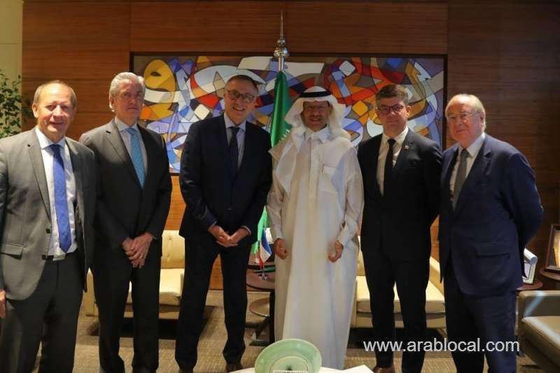 ksa-and-paris-discuss-future-energy-projects-saudi