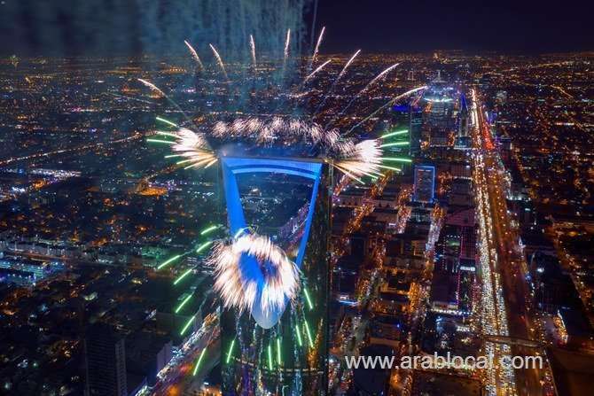 riyadh-rocks-as-fireworks-light-up-skyline-saudi