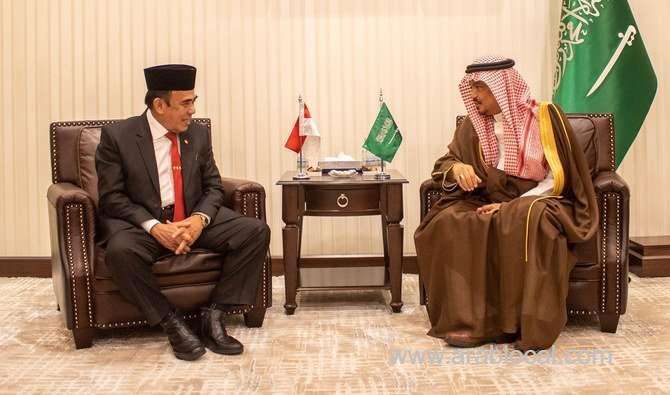 saudi-minister-signs-agreements-for-2020-hajj-season-saudi