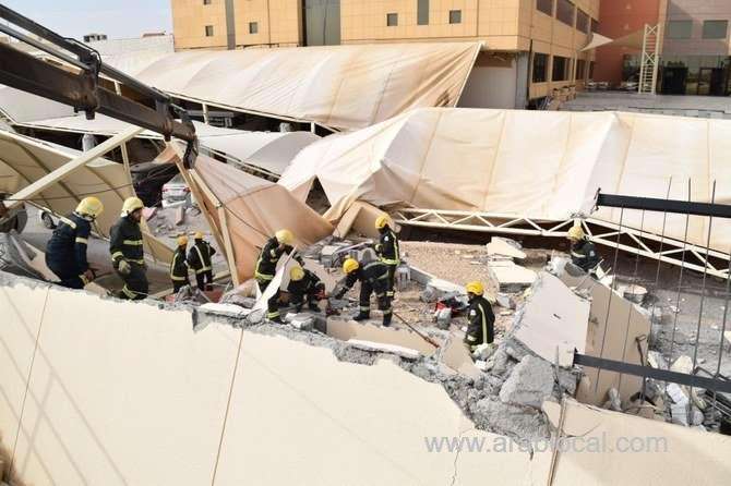 2-killed-as-walls-of-saudi-arabias-almaarefa-university-collapse-in-riyadh-saudi