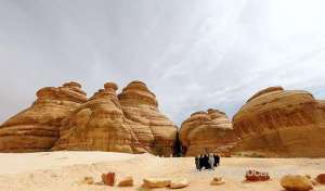 tourists-take-interest-in-visiting-kingdoms-heritage-sites_UAE