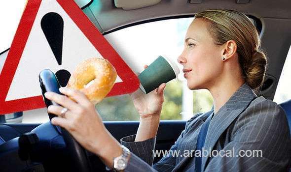 dont-eat-while-driving--150-riyal-fine-saudi