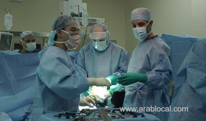 robotic-surgery-is-first-for-saudi-arabia-saudi