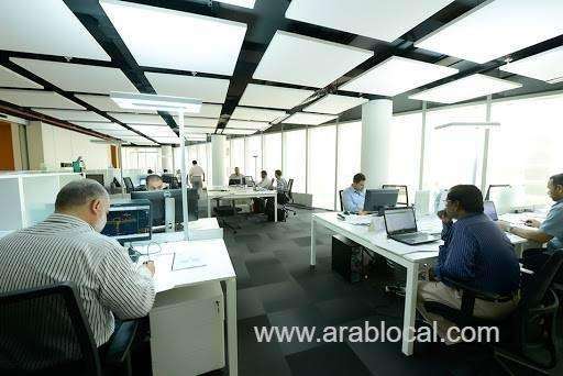 companies-can-reduce-staff-salary-or-grant-them-leave-to-confront-coronavirus-saudi