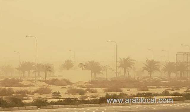 thunderstorm-dusty-winds-in-most-of-the-regions-of-saudi-arabia-saudi