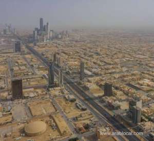 hefty-fines-for-violating-social-distancing-public-gathering-norms_UAE