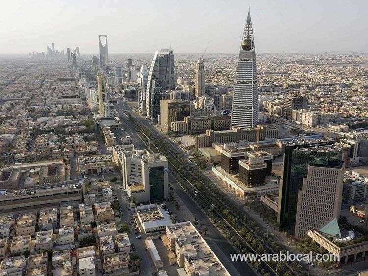 saudi-arabia-enforces-12pm3pm-midday-work-ban-saudi