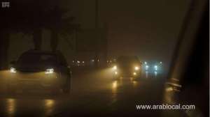 dust-wave-sweeping-riyadh-city_UAE