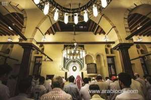 muslims-perform-prayers-at-renovated-historic-mosques-in-saudi-arabia_UAE