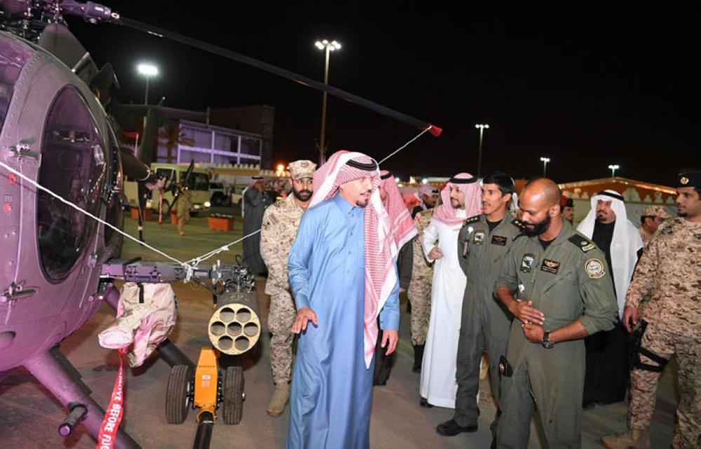 وزير جولات الحرس الوطني الأمير خالد بن عبدالعزيز بن عياف قرية الجنادرية