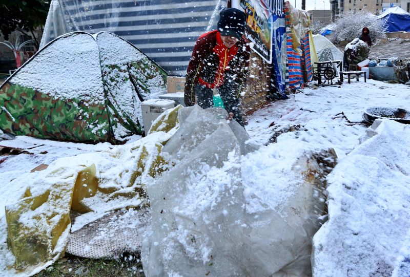 snowing in iraq